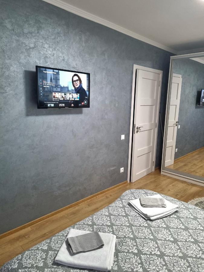 Lily Central Apartment With Free Parking Târgu-Mureş Eksteriør billede